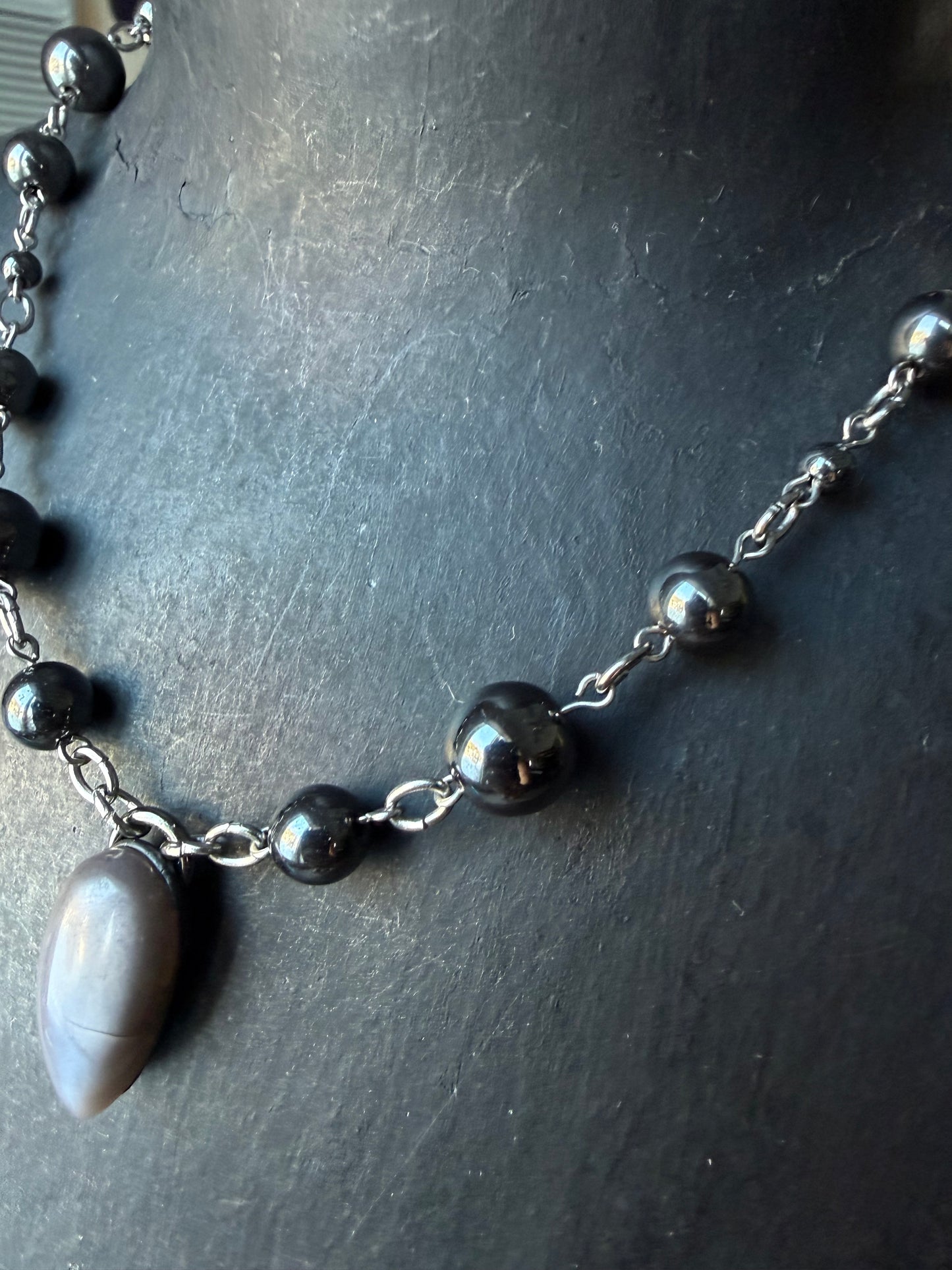 Amongst the Ruins Choker