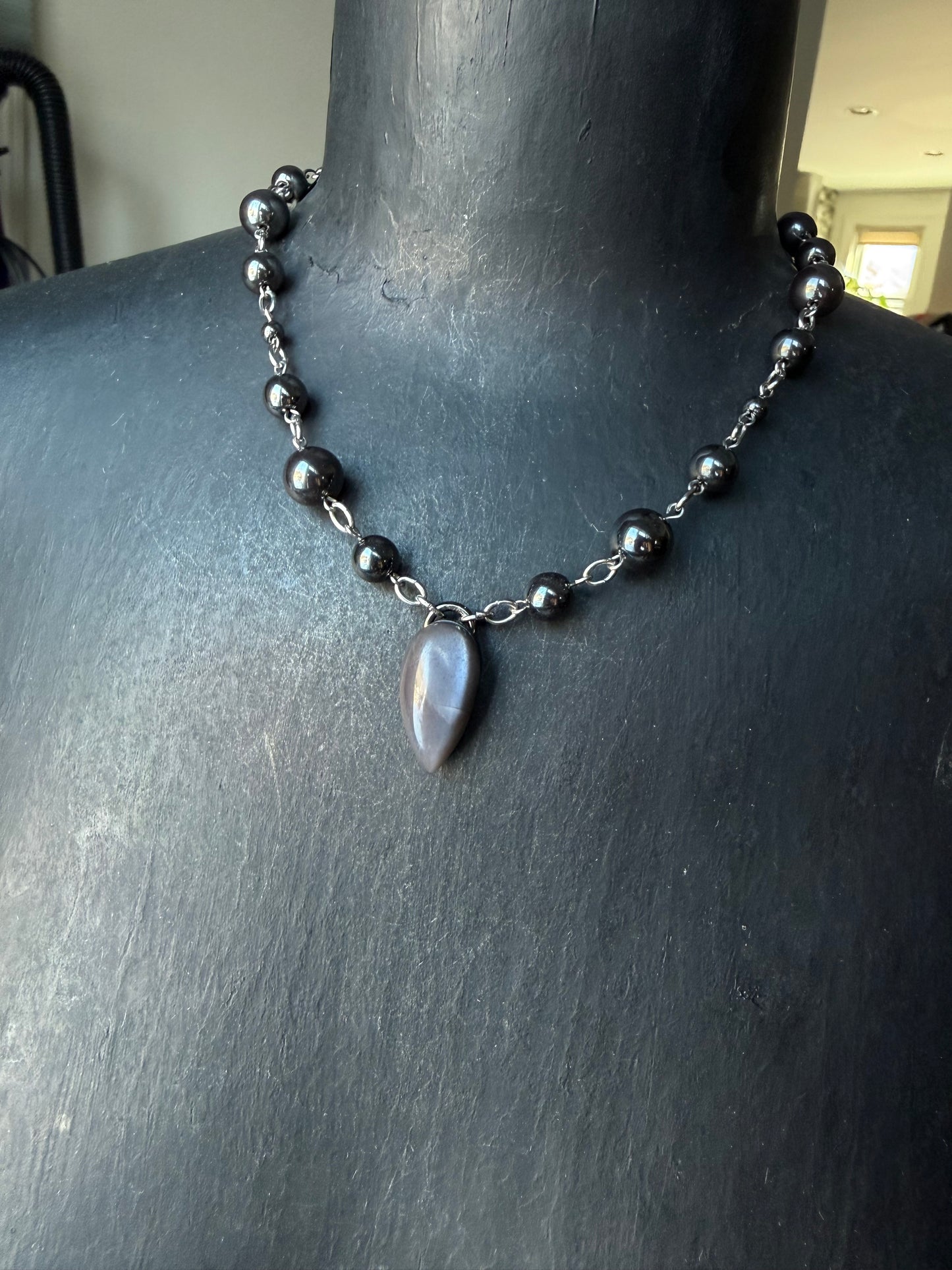 Amongst the Ruins Choker