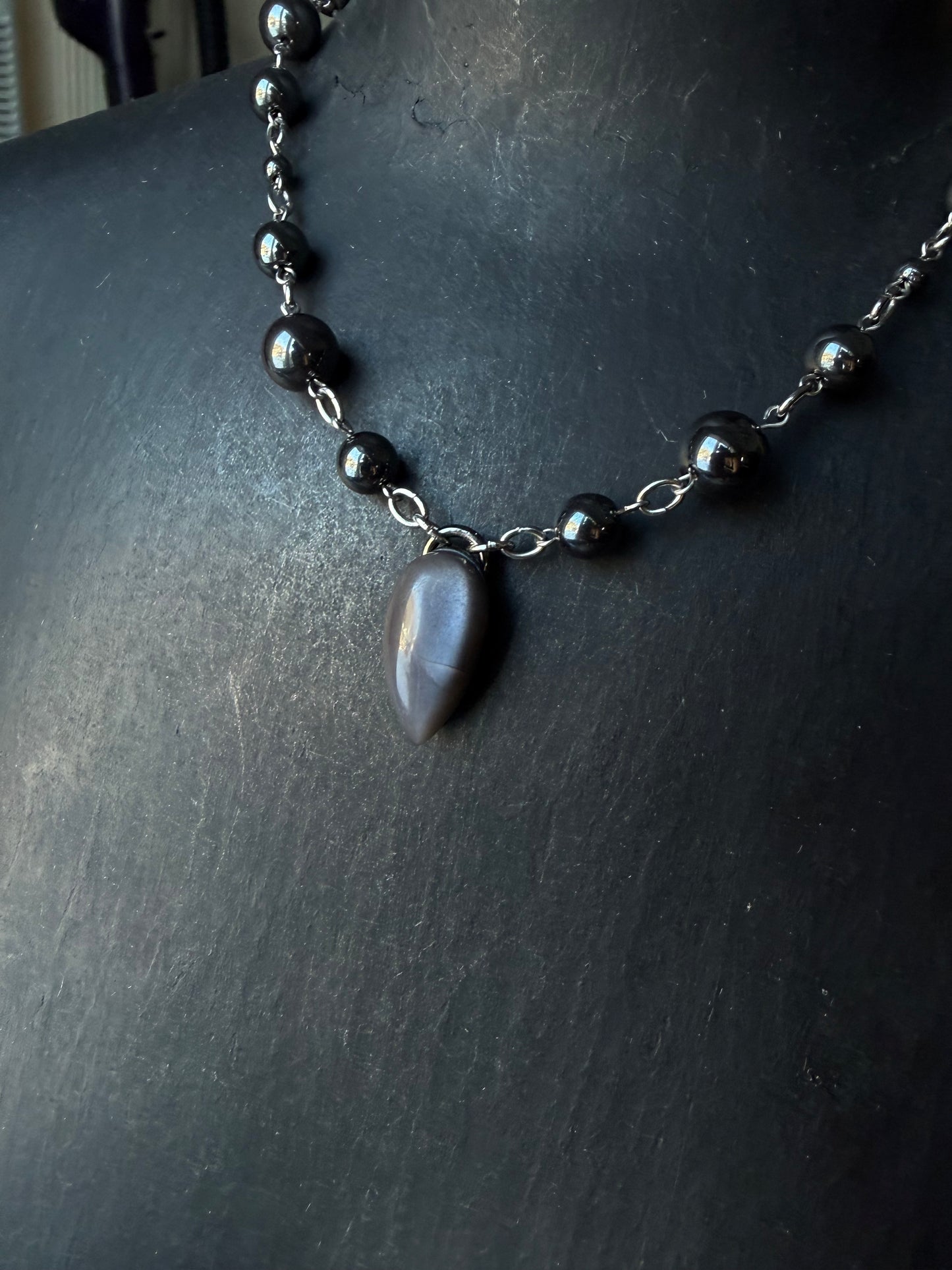 Amongst the Ruins Choker