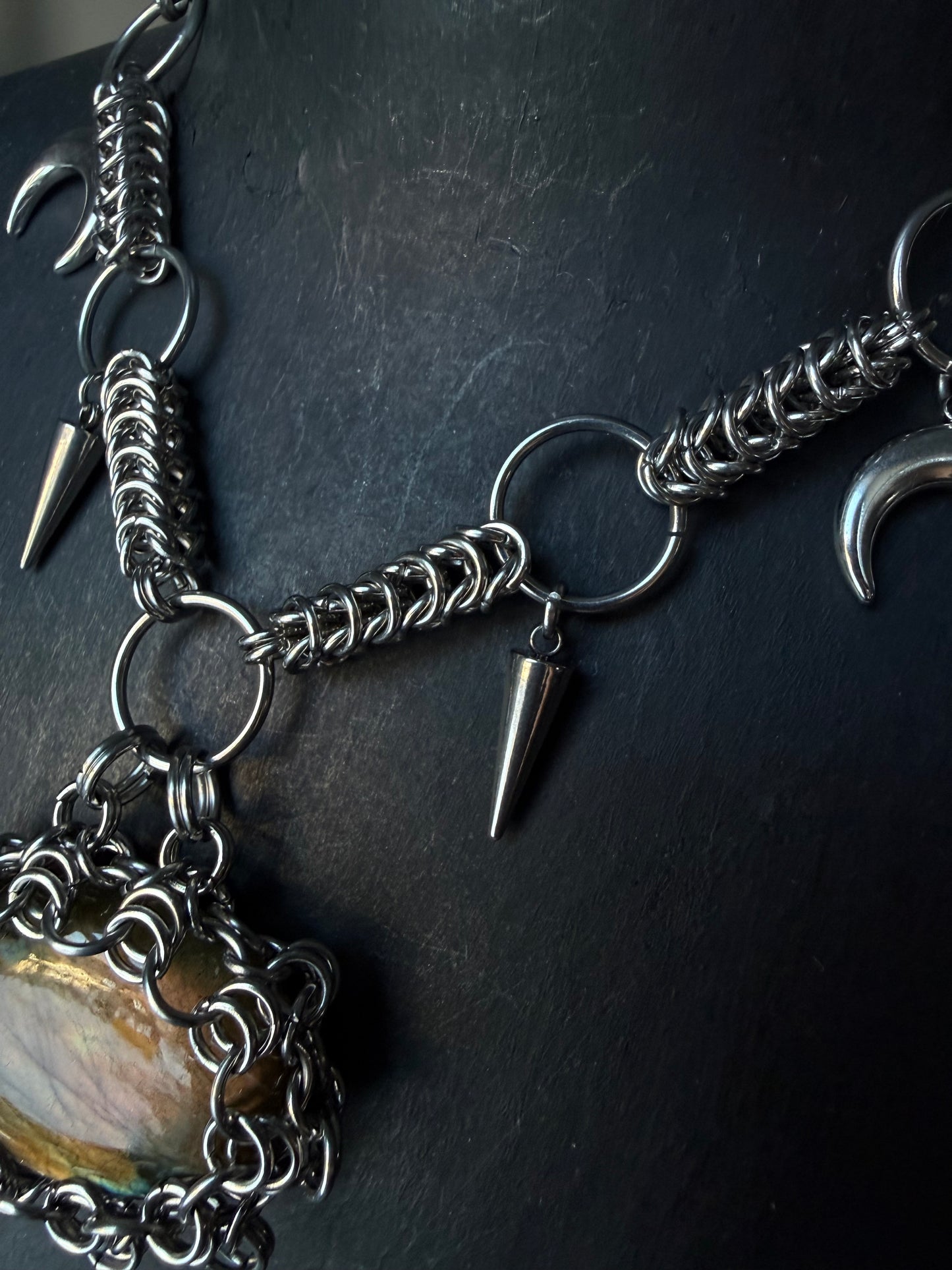 A Portal to Other Realms | Labradorite Chainmaille Necklace