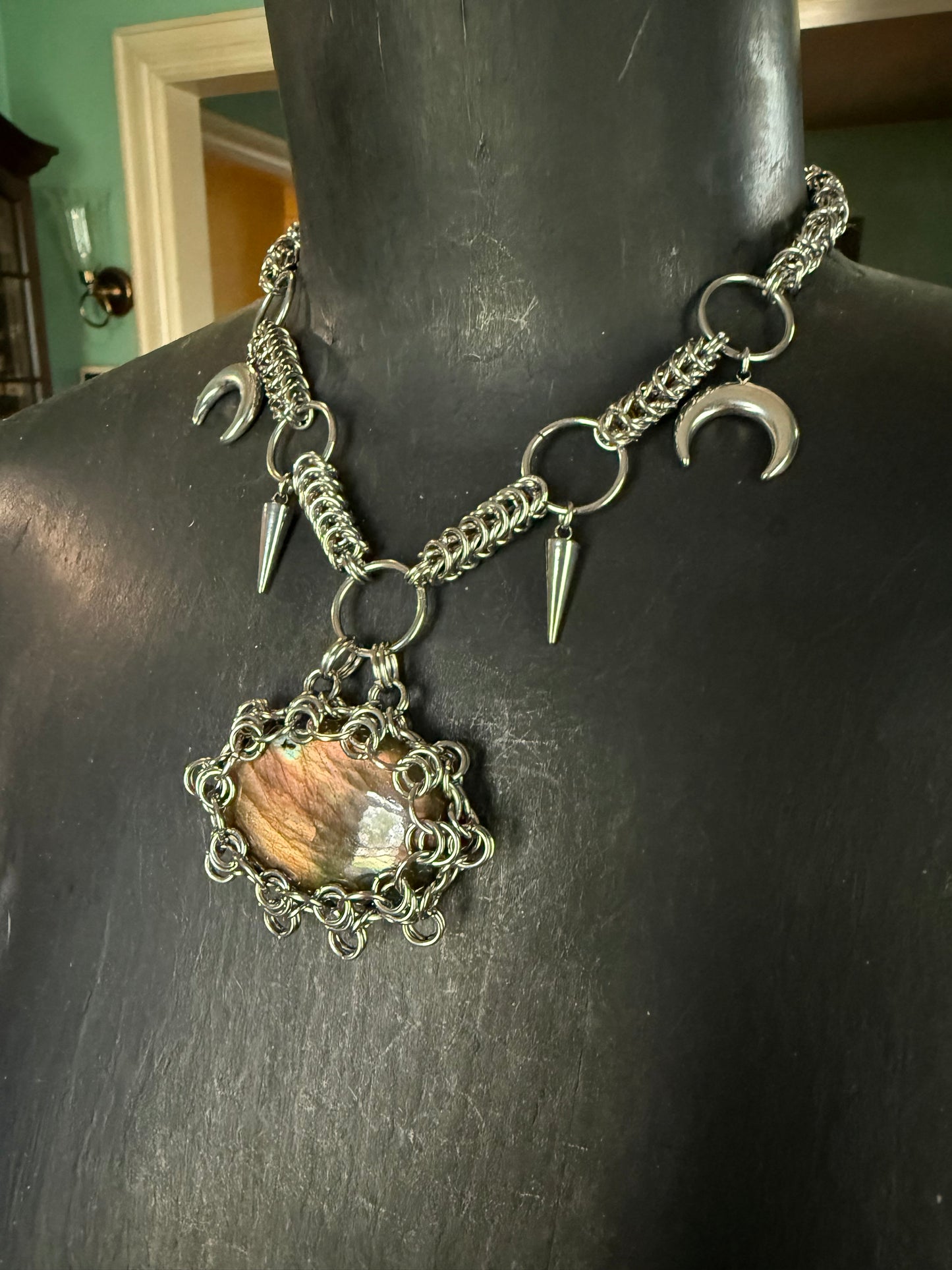 A Portal to Other Realms | Labradorite Chainmaille Necklace
