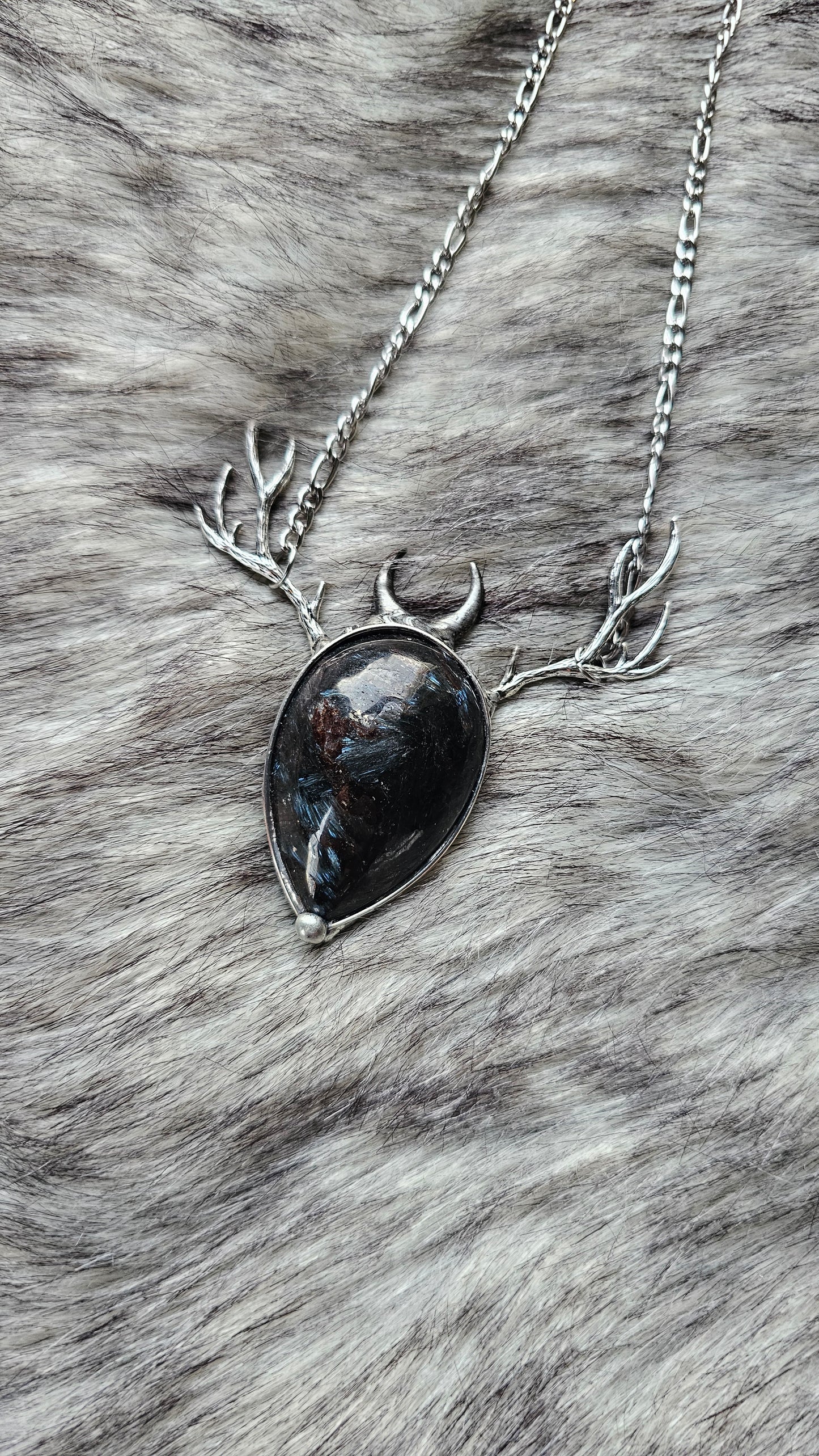 Artemis Pendant