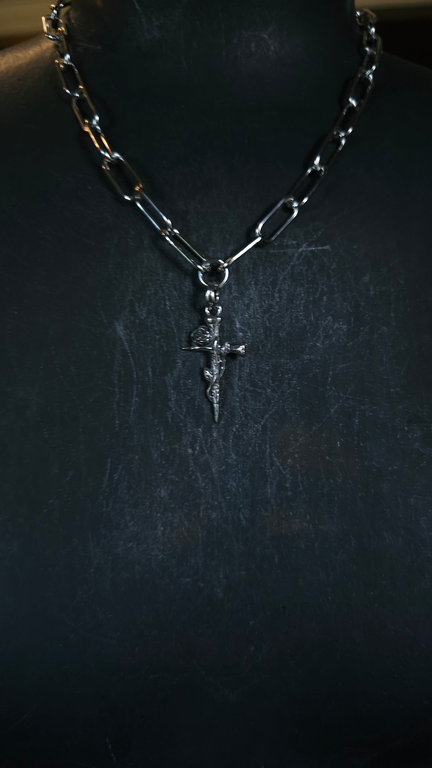 Throne of Thorns Choker