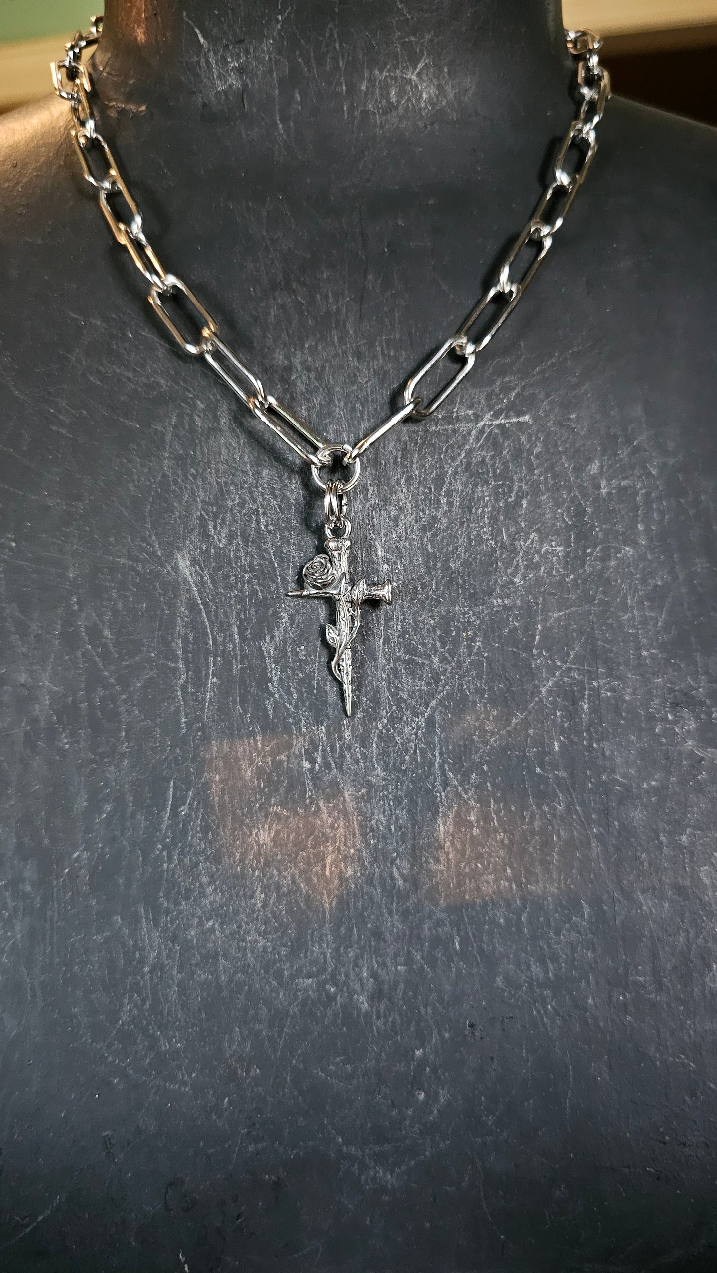 Throne of Thorns Choker