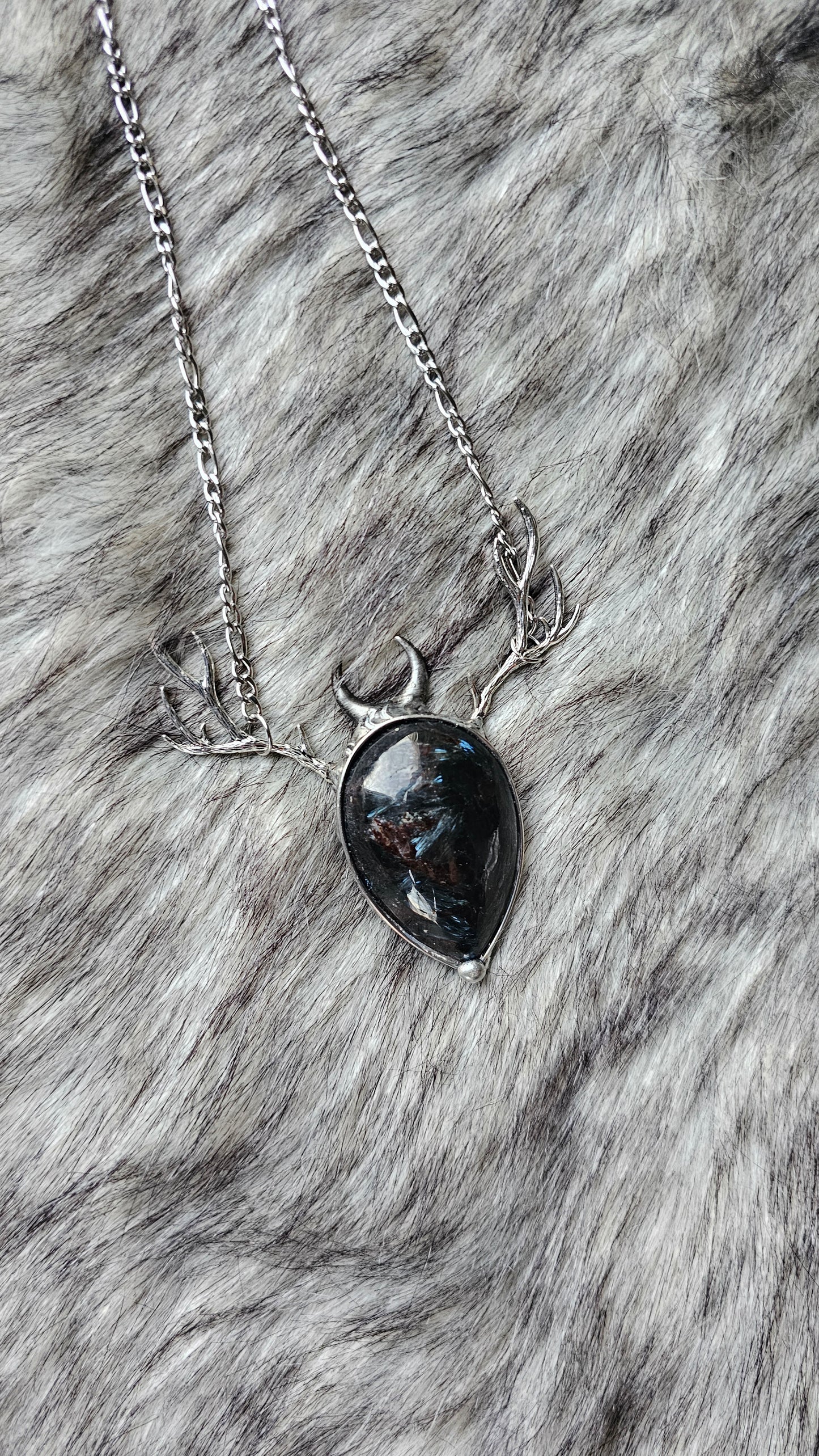 Artemis Pendant