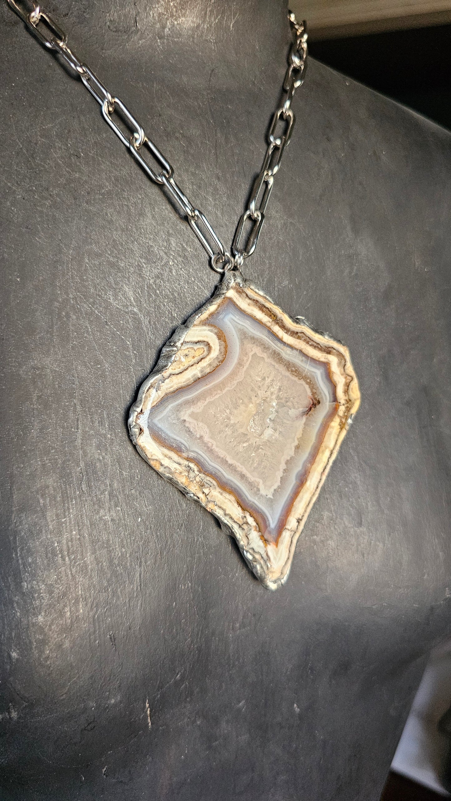 Portal Pendant