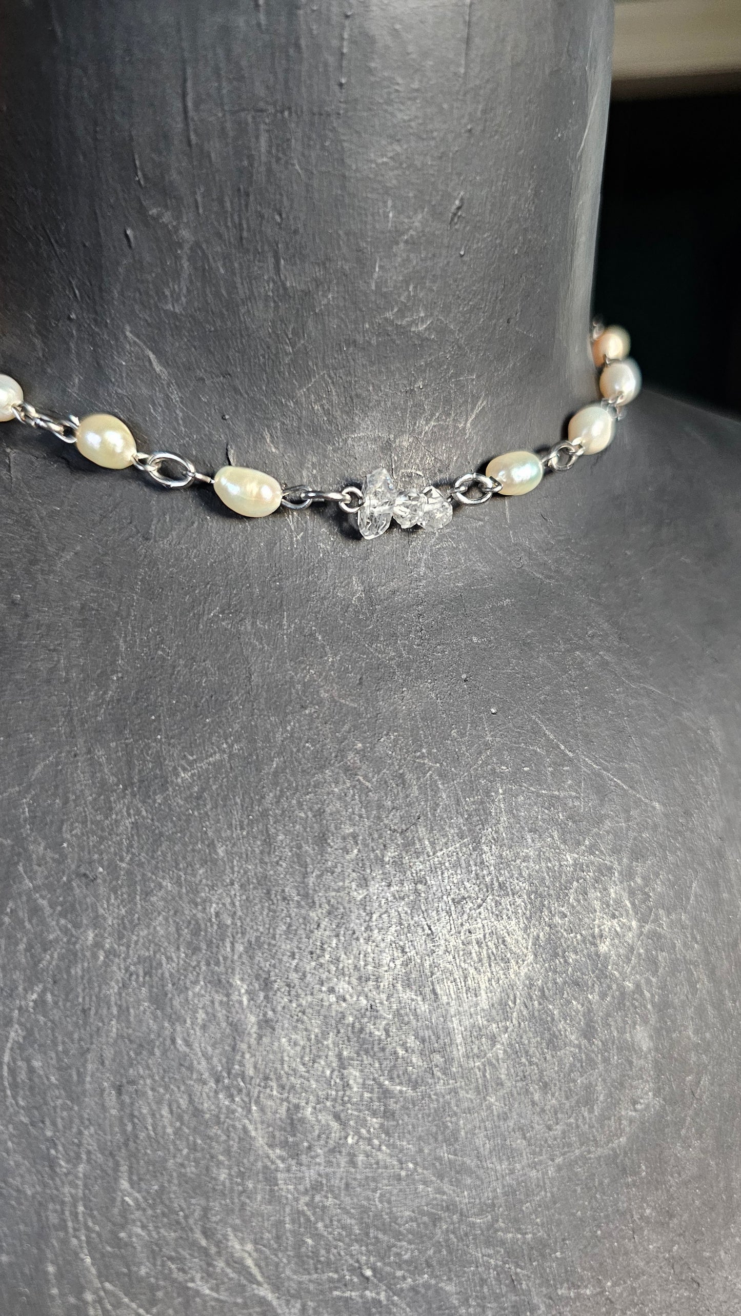 Aphrodite Choker