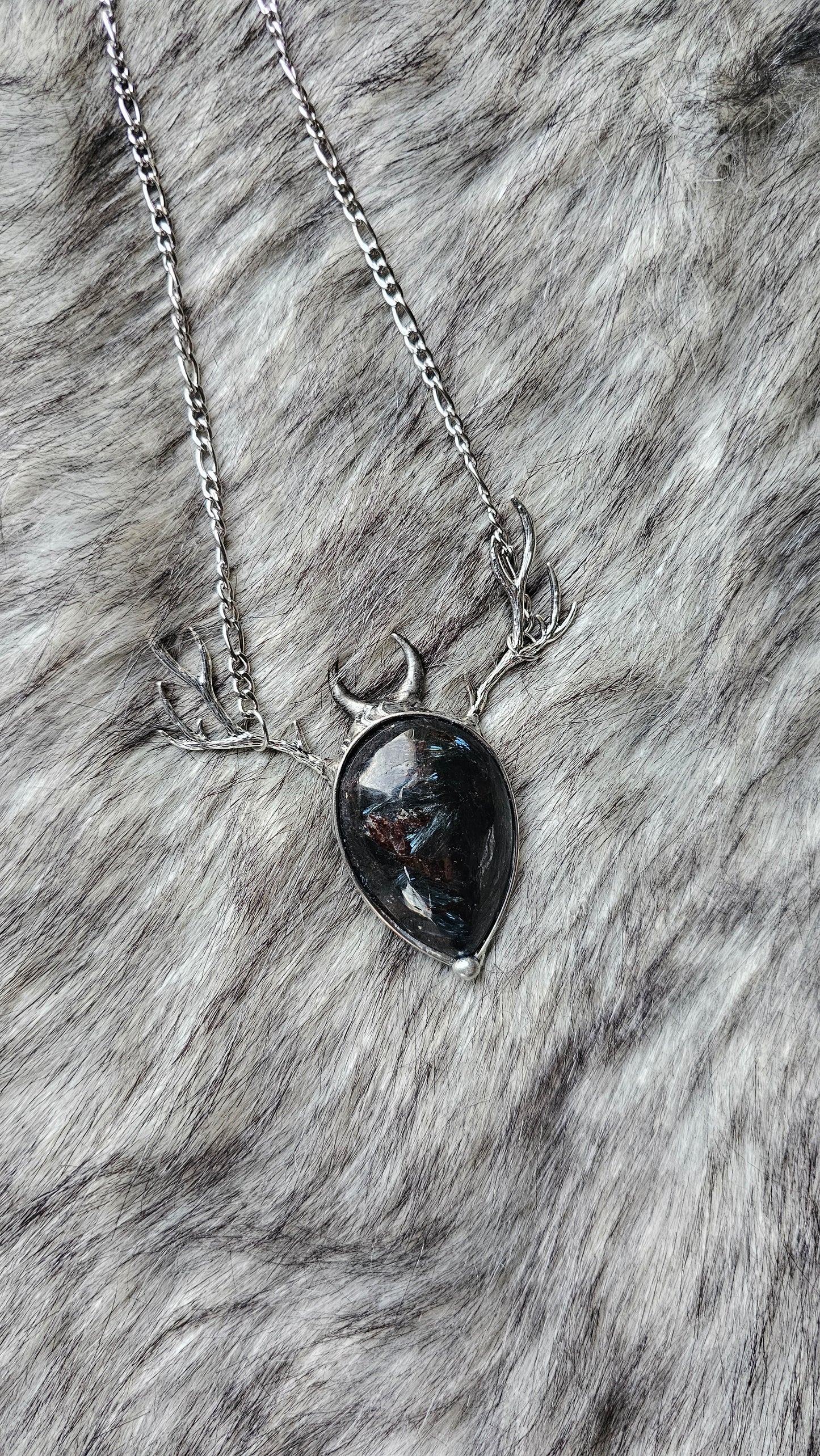 Artemis Pendant