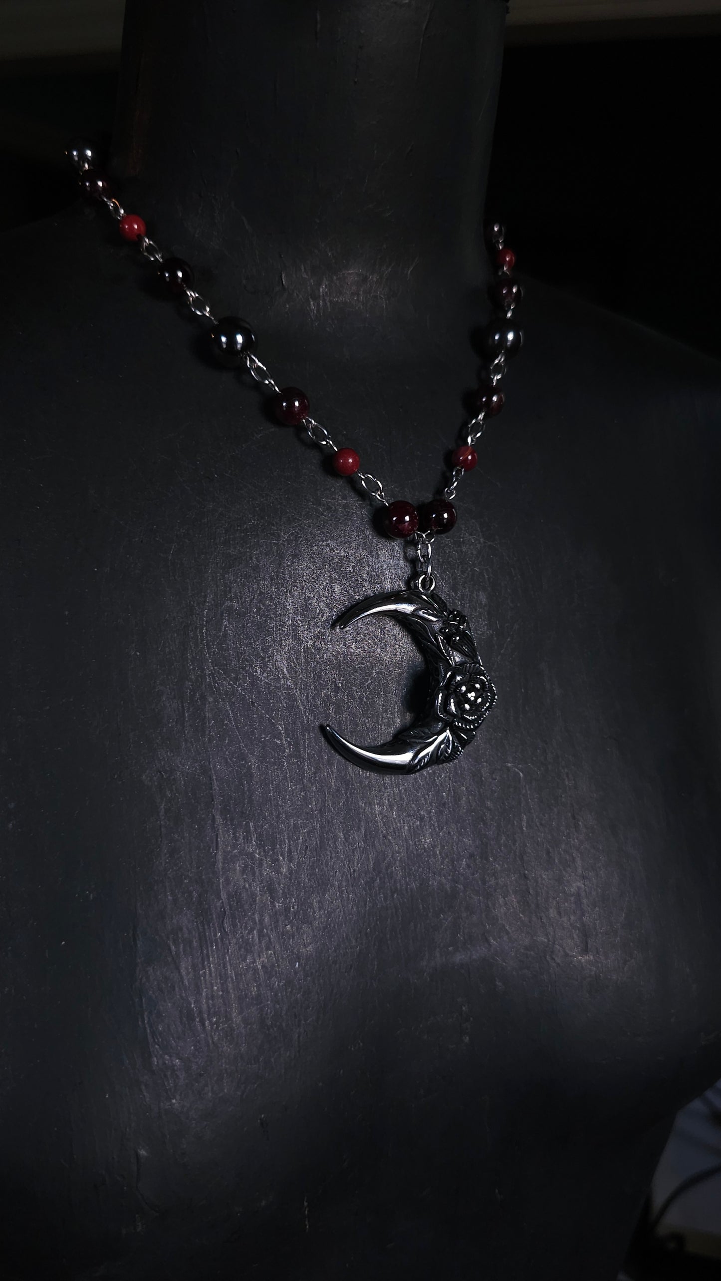 Blood Moon Choker